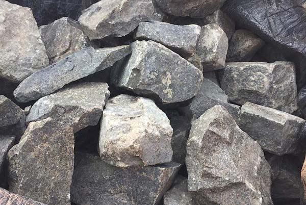Charcoal-Shimmer-Random-Cladding-Pallet-600x402